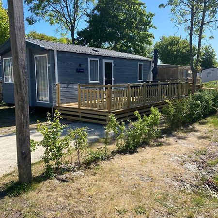 4 Persoons Chalet Hz 21 Lauwersoog Eksteriør billede