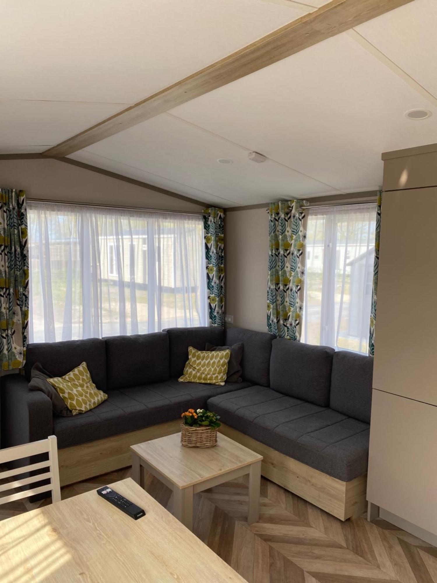 4 Persoons Chalet Hz 21 Lauwersoog Eksteriør billede