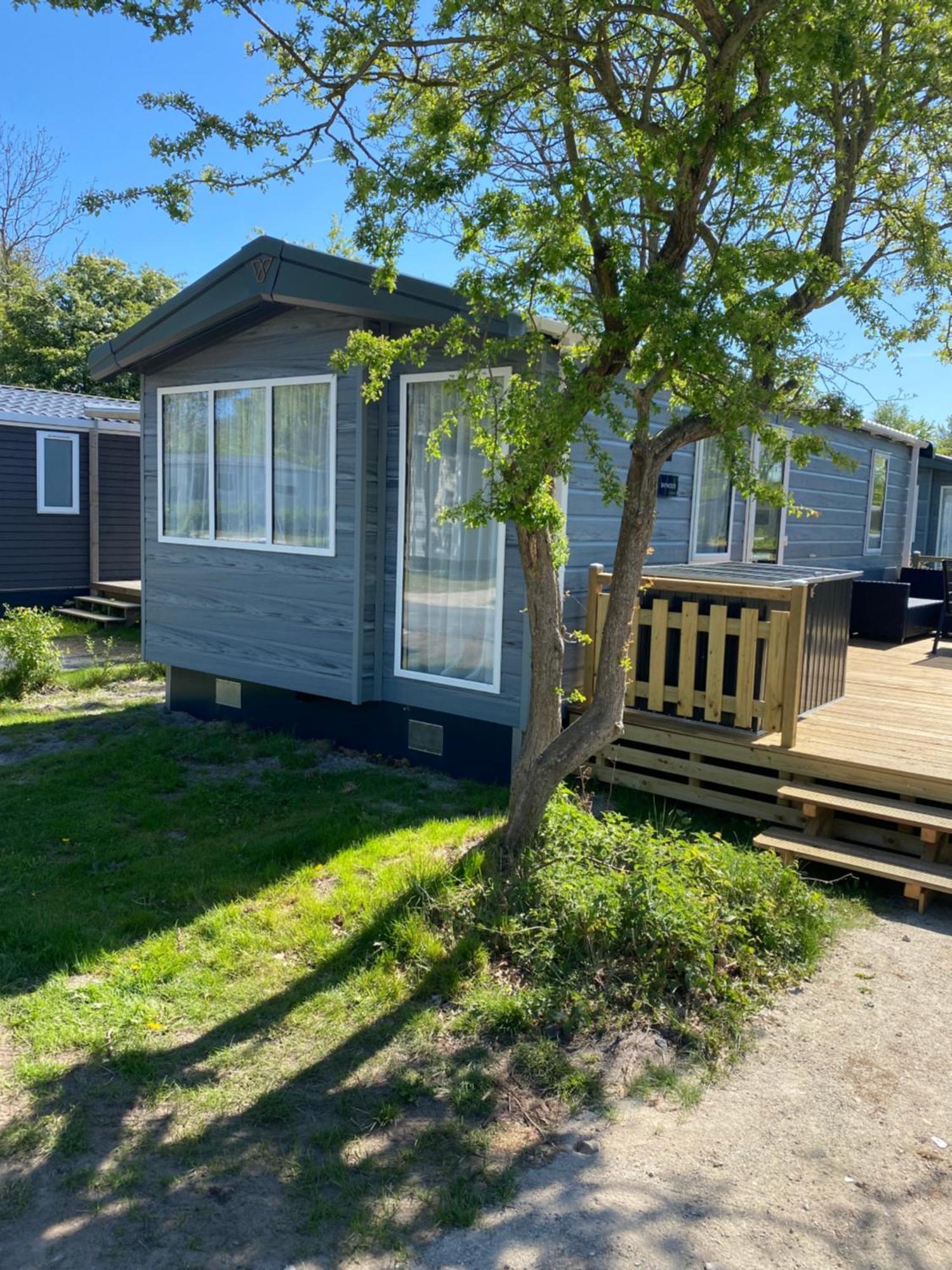 4 Persoons Chalet Hz 21 Lauwersoog Eksteriør billede